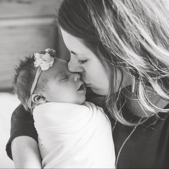 Meet your Posher, Amanda - Picture 1 of 1